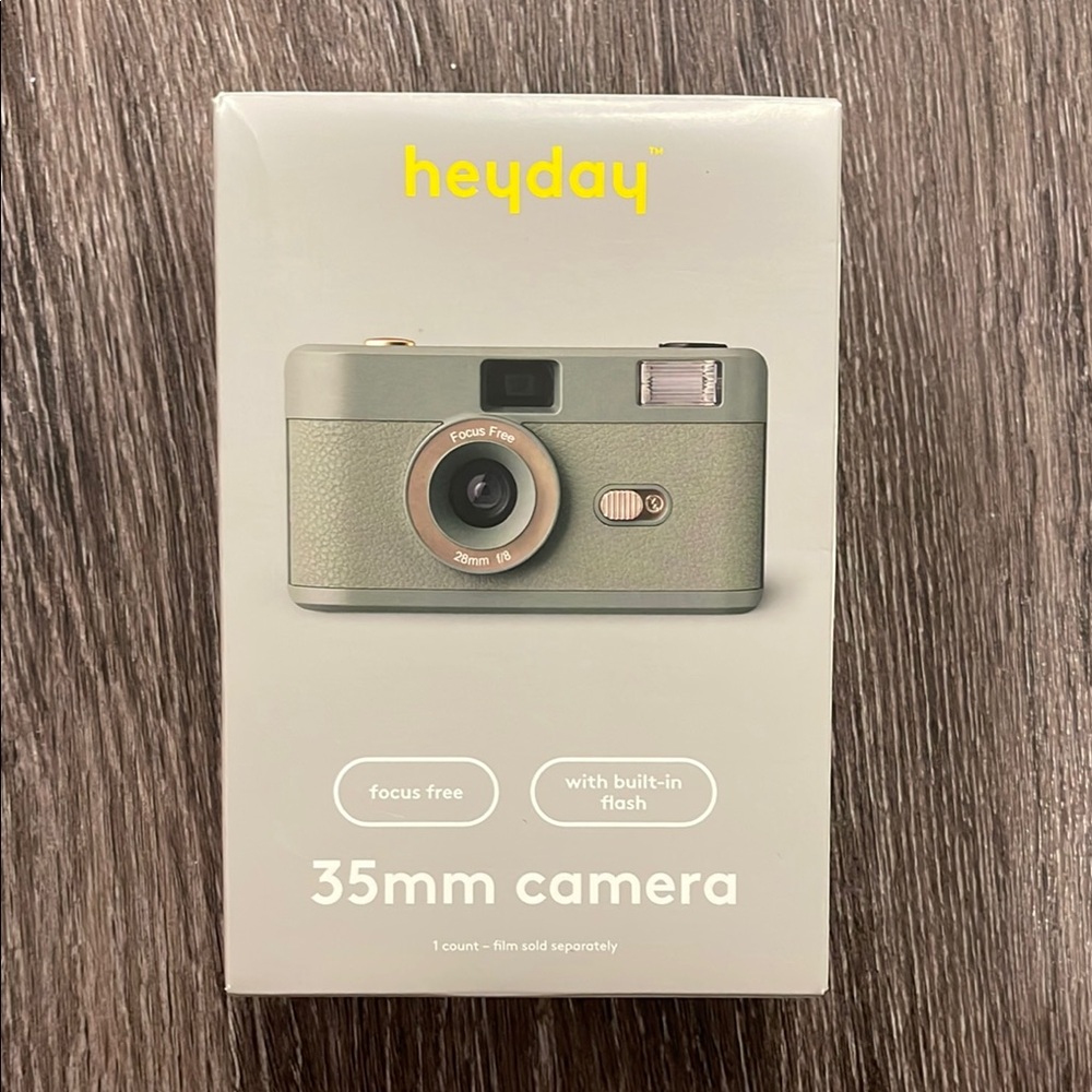 Heyday Focus-Free 35mm Camera with Flash